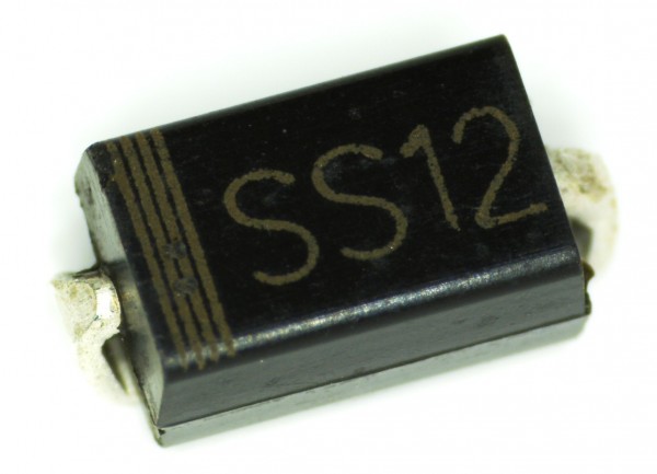 IN5817 / 1N5817 (SS12) DO-214AC SMA
