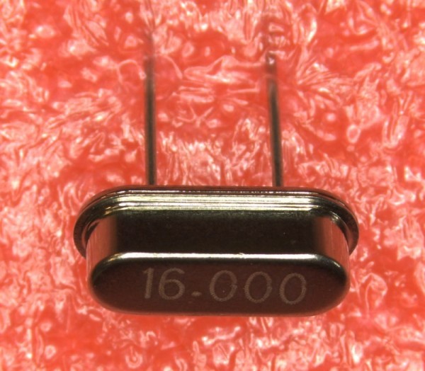 16 MHz Quarz HC-49S